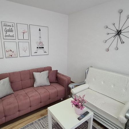 Galata Vip Apartment Нови пазар Екстериор снимка