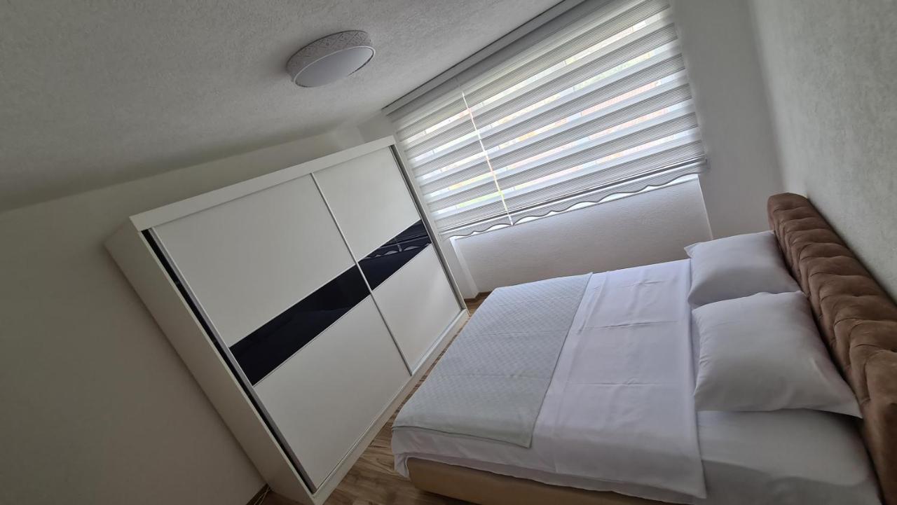 Galata Vip Apartment Нови пазар Екстериор снимка