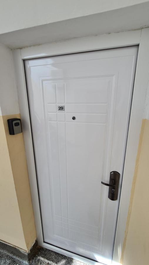 Galata Vip Apartment Нови пазар Екстериор снимка