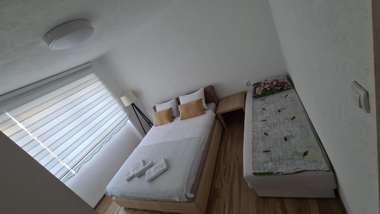 Galata Vip Apartment Нови пазар Екстериор снимка